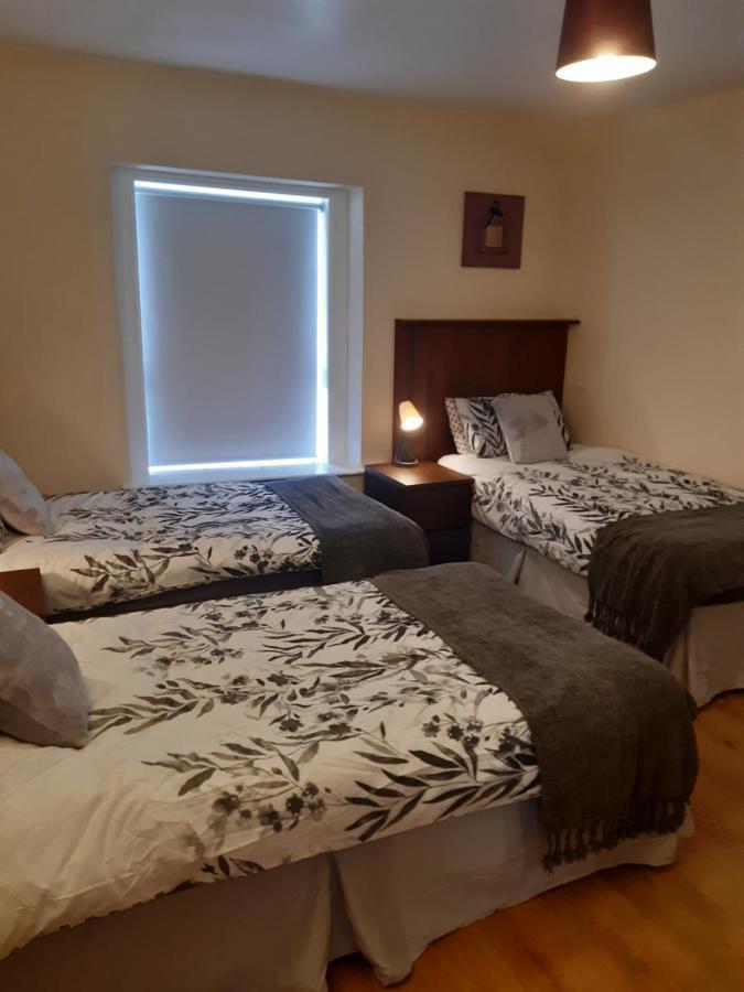 24 Beds In Carrick On Shannon 外观 照片